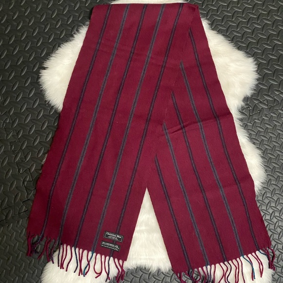 Authentic Dior scarf - Picture 2 of 7